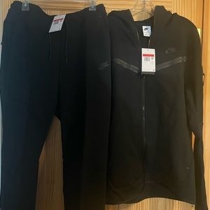 Nike Dri-Fit SweatSuit Black Hoodie & Pants Size Large-Tall NWT Unbeatable Price
